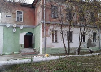 3-комнатная квартира на продажу, 100 м2, Серпухов, улица Химиков, 3А