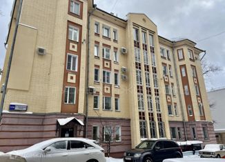 Продам трехкомнатную квартиру, 120 м2, Кировская область, улица Карла Либкнехта, 106