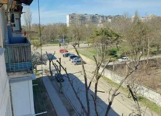 Продам однокомнатную квартиру, 30 м2, Симферополь, улица Семашко, 3, Железнодорожный район