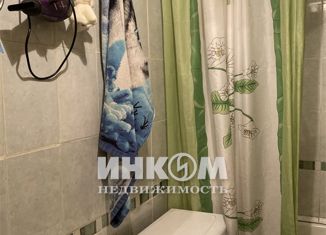 Трехкомнатная квартира на продажу, 56.4 м2, Москва, улица Москворечье, 49, метро Кантемировская