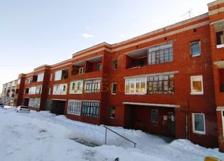 Продам комнату, 62.4 м2, Дегтярск, улица Старый Соцгород, 40