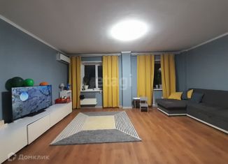 Продается двухкомнатная квартира, 64.8 м2, Абакан, улица Ломоносова, 24