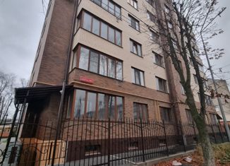 Продам трехкомнатную квартиру, 85 м2, Владикавказ, проспект Коста, 288А, 4-й микрорайон