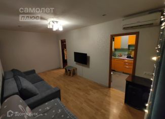 Продам 3-комнатную квартиру, 58 м2, Азов, Привокзальная улица