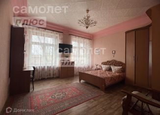 Продаю 3-комнатную квартиру, 72 м2, Астрахань, улица Галлея, 5, Ленинский район