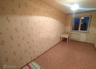 Продается 2-комнатная квартира, 40.8 м2, поселок Фанерник, улица Калашникова, 12
