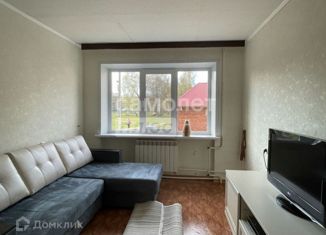 Продаю двухкомнатную квартиру, 52.6 м2, поселок городского типа Новая Майна, улица Микрорайон, 4