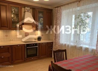 Продажа четырехкомнатной квартиры, 134 м2, Екатеринбург, улица Серова, 47, метро Динамо