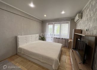 Продаю 2-комнатную квартиру, 41.5 м2, Краснодар, улица Димитрова, 129