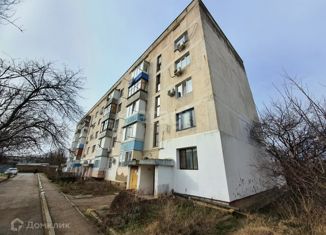 Продается 2-комнатная квартира, 50 м2, Саки, улица Гайнутдинова, 3Б