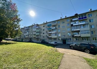 Продам 2-ком. квартиру, 43.6 м2, Зеленогорск, улица Строителей, 27