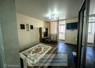 Продаю 1-комнатную квартиру, 43 м2, Краснодар, улица Цезаря Куникова, 18лит3