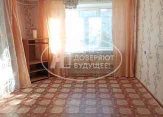 Трехкомнатная квартира на продажу, 65 м2, деревня Шадрино, Нагорная улица, 28