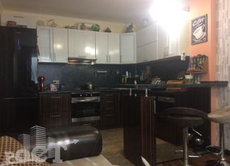 Продается 3-комнатная квартира, 70.7 м2, Артём, Тихоокеанская улица, 6