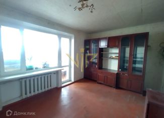 Двухкомнатная квартира на продажу, 47 м2, Лабинск, улица Калинина, 305/2