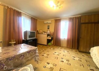 Продам 2-комнатную квартиру, 37 м2, Краснодарский край, улица Чкалова, 35