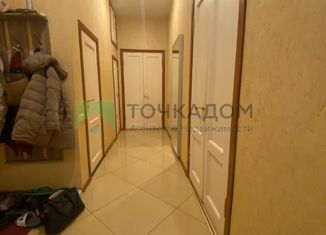Продается 3-комнатная квартира, 57.1 м2, Санкт-Петербург, улица Новостроек, 3, улица Новостроек