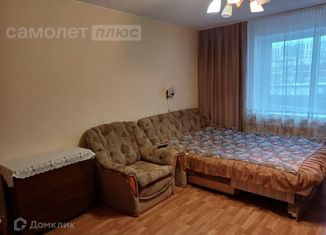 Сдаю 3-ком. квартиру, 86.6 м2, Санкт-Петербург, Невский район, Караваевская улица, 36