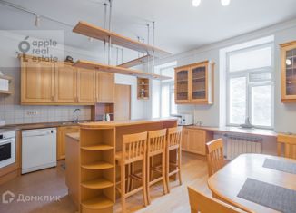 3-ком. квартира в аренду, 120 м2, Москва, Большой Патриарший переулок, 4, метро Баррикадная