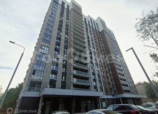 Продается двухкомнатная квартира, 57 м2, Москва, улица Плющева, 15к3