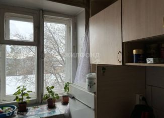 Продажа 2-комнатной квартиры, 37.4 м2, Новосибирск, улица 3-го Интернационала, 276, Октябрьский район