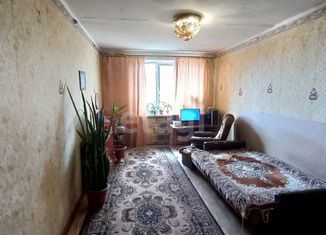 Продается 3-ком. квартира, 74 м2, поселок городского типа Разумное, улица 78-й Гвардейской Дивизии, 9