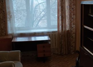 Двухкомнатная квартира в аренду, 45.7 м2, Мценск, улица Катукова, 4