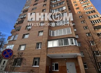 Продается двухкомнатная квартира, 74 м2, Троицк, Октябрьский проспект, 25