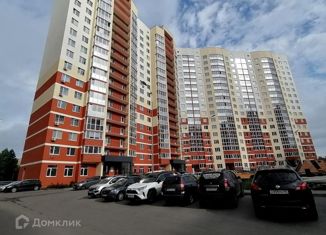 Продам 1-ком. квартиру, 46.8 м2, село Засечное, Олимпийская улица, 5, ЖК Петровский Квартал