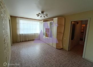 Продается 4-комнатная квартира, 61 м2, Барнаул, улица Союза Республик, 12