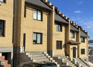 Продам таунхаус, 150 м2, деревня Утечино, Солнечная улица, 11