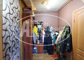 Продажа трехкомнатной квартиры, 55.3 м2, Сарапул, улица Ефима Колчина, 2А