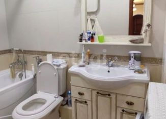 Продаю 4-комнатную квартиру, 81 м2, Екатеринбург, Расточная улица, 22, Расточная улица