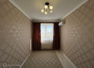 Продам трехкомнатную квартиру, 53 м2, Краснодар, ЖК Дыхание, улица Лётчика Позднякова, 2к2