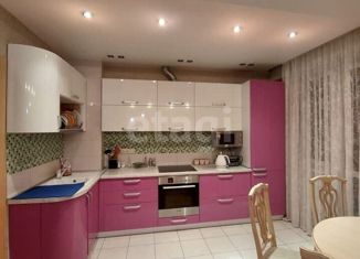 Продаю 3-ком. квартиру, 112 м2, Новосибирск, улица Орджоникидзе, 47, улица Орджоникидзе