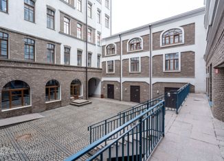 Продаю 2-комнатную квартиру, 46.5 м2, Санкт-Петербург, Галерная улица, 40, Адмиралтейский район