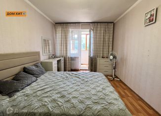 Продажа комнаты, 49.9 м2, посёлок городского типа Новоозёрное, улица Адмирала Кантура, 3