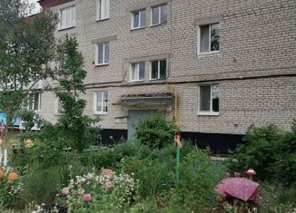 Продается трехкомнатная квартира, 64.5 м2, село Култаево, улица Космонавтов, 2