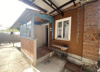 Продается дом, 52 м2, поселок городского типа Гирей, улица Ватутина