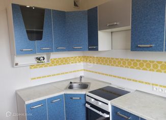 Продам 2-комнатную квартиру, 54 м2, Новосибирск, улица Вахтангова, 5А, улица Вахтангова