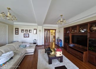 Продажа 4-ком. квартиры, 143.7 м2, Ставрополь, Партизанская улица, 2, микрорайон № 9