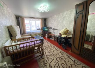 Продается двухкомнатная квартира, 45.8 м2, Саратовская область, Советская улица, 28