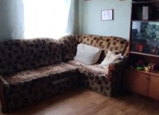 Продаю двухкомнатную квартиру, 44.9 м2, поселок Комсомольск, Центральная улица, 45
