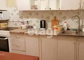 Аренда четырехкомнатной квартиры, 79 м2, Тобольск, 9-й микрорайон, 31А