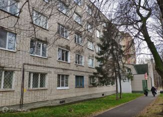 Квартира в аренду студия, 12 м2, Зеленодольск, улица Чкалова, 2