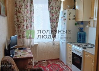 Продается 4-комнатная квартира, 76 м2, Орловская область, 2-я Курская улица, 52