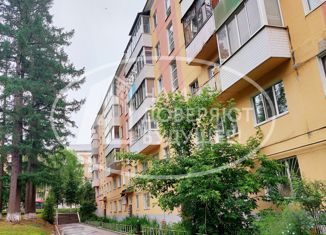 Продам 4-ком. квартиру, 62.8 м2, Лысьва, улица Кузьмина, 20