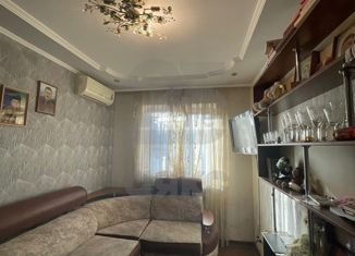 Продам трехкомнатную квартиру, 60 м2, Краснодар, улица Курчатова, 16