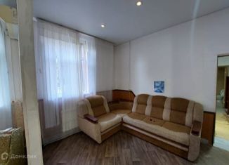 Продам 2-ком. квартиру, 60 м2, Горячий Ключ, улица Ленина, 236