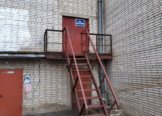 Продаю офис, 171.8 м2, Кириши, Волховская набережная, 18